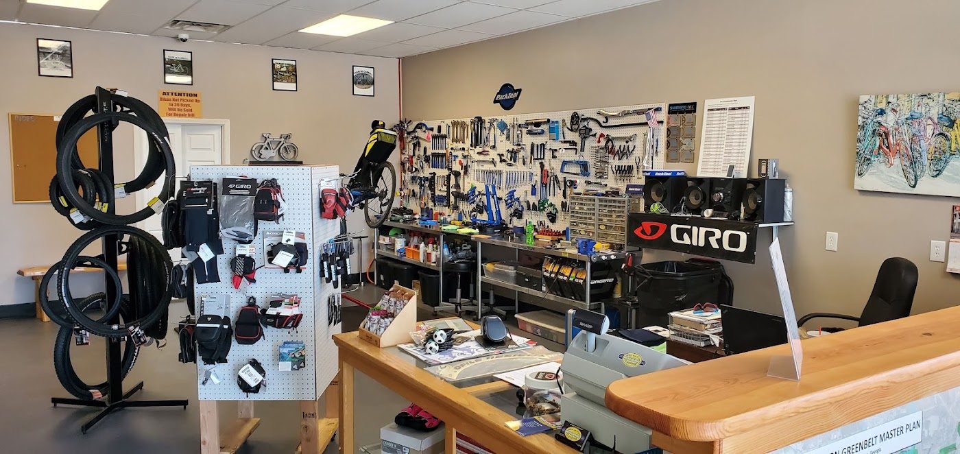 Service counter and accessories